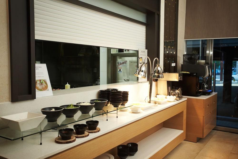 On City Hotel Cheonan Exterior photo